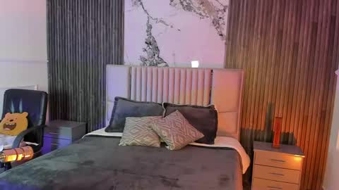 Lilly Ortiz online show from April 6, 2026, 7:37 pm