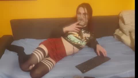 Snapshot of lillysissi chatting on December 22, 2025, 1:02 am Lilli Sissy SlutCat online show from December 22, 2025, 1:02 am