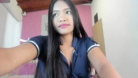 lillyy16 online show from November 21, 2025, 11:09 am