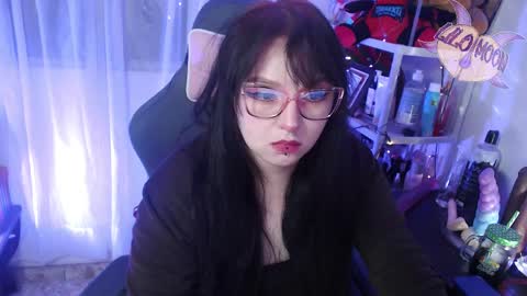 Lilo  online show from February 24, 2025, 3:44 am