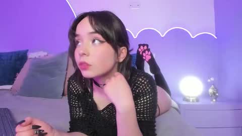 Lilou online show from February 18, 2025, 5:53 pm