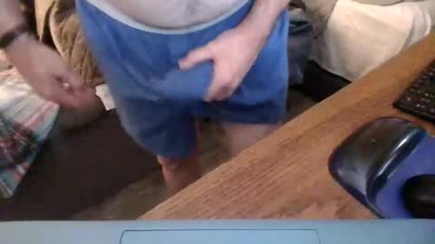 lilpackage69 online show from February 3, 2025, 3:31 am