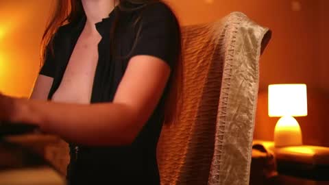 liltightbabe online show from June 6, 2026, 5:50 pm
