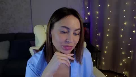 Lilu online show from February 26, 2025, 7:38 pm