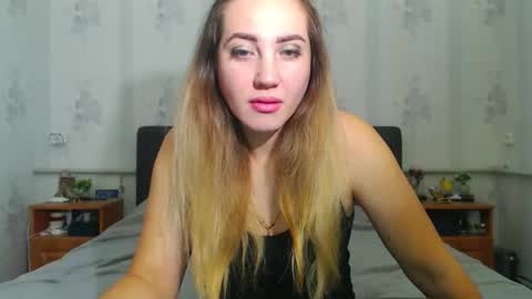 lilu_cute25 online show from December 2, 2025, 9:32 pm