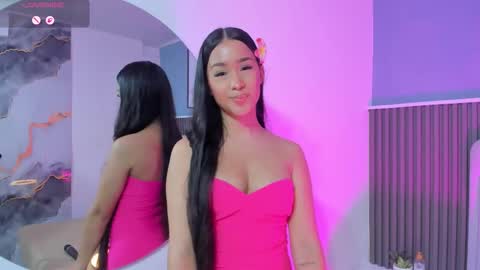  lily  online show from October 17, 2025, 2:48 am