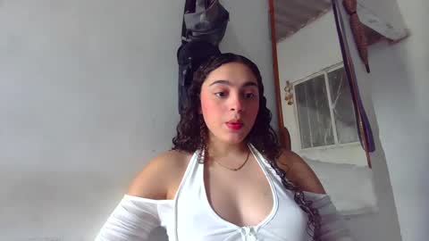 lily_anal_squirt online show from February 5, 2025, 5:09 pm