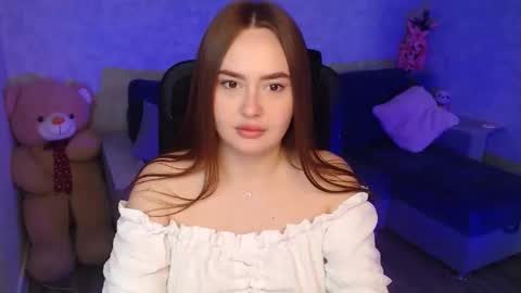 lily_baker_ online show from June 1, 2026, 8:38 am