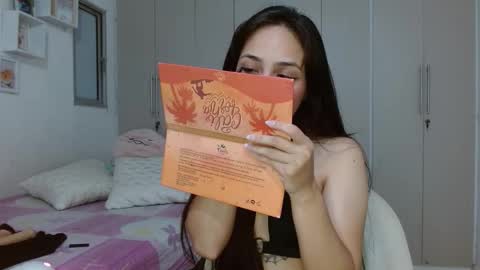 Snapshot of lily_crushx chatting on December 21, 2025, 5:47 am Lirio online show from December 21, 2025, 5:47 am