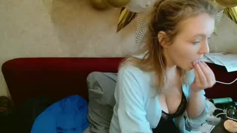 Snapshot of lily_dollyx chatting on February 9, 2026, 10:08 am Lily dollyx online show from February 9, 2026, 10:08 am