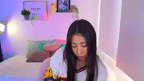 just lily online show from September 24, 2025, 8:56 pm