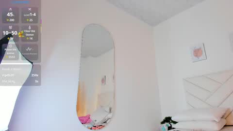   online show from March 10, 2025, 8:12 pm