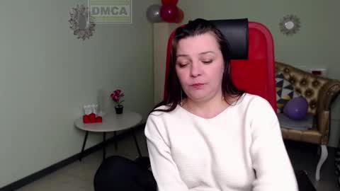 Lily online show from February 20, 2025, 11:09 am