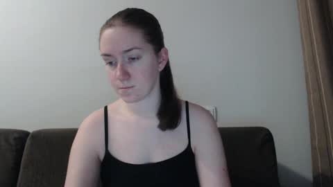 lily_love_x online show from December 14, 2024, 11:34 pm