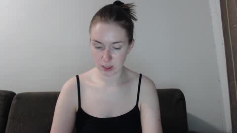 lily_love_x online show from September 14, 2025, 5:06 am