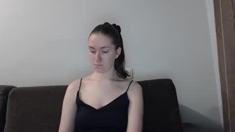 lily_love_x online show from December 20, 2025, 3:24 am