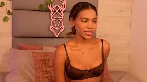 Lily Miiller online show from November 4, 2025, 9:14 pm