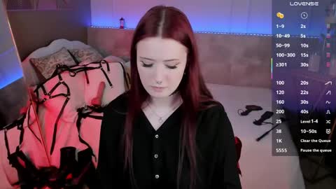 Lily online show from April 18, 2026, 2:43 pm