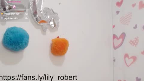 Lily Roberts online show from September 20, 2025, 3:51 am