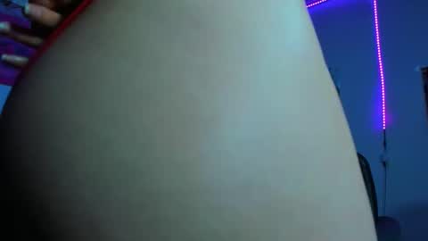 lily_stone04 online show from December 2, 2025, 6:52 am