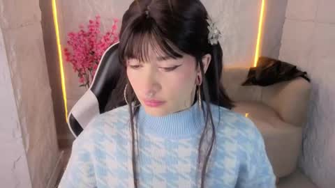 Snapshot of lily_tx chatting on June 9, 2026, 12:39 pm Follow me.. Live 730 to 1400 online show from June 9, 2026, 12:39 pm