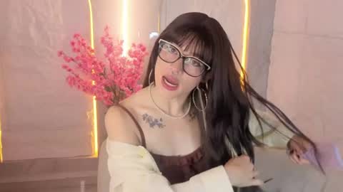 Snapshot of lily_tx chatting on June 10, 2026, 12:37 pm Follow me.. Live 730 to 1400 online show from June 10, 2026, 12:37 pm