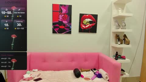 Lily online show from March 10, 2025, 7:32 am