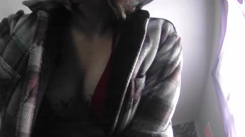 lilybvixen online show from October 12, 2025, 3:22 pm