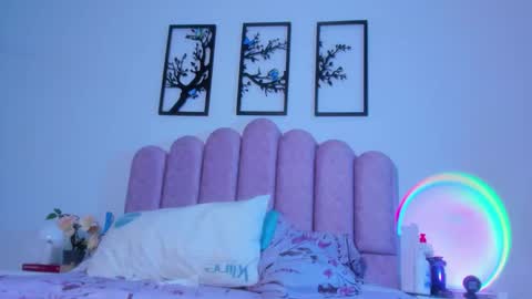 Lily online show from March 28, 2026, 4:56 am