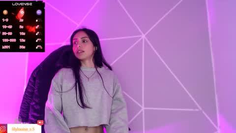 Liliana louise online show from December 16, 2025, 4:28 am