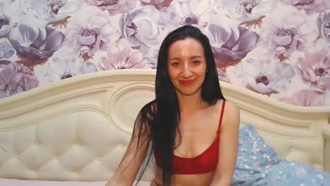 Lily online show from March 8, 2025, 6:16 pm