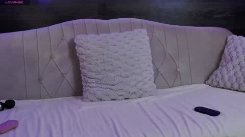      online show from January 15, 2025, 7:15 am