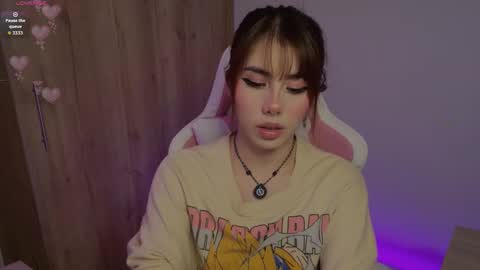 lily help me to collect more cosplay online show from February 11, 2026, 4:17 am