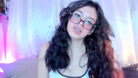 Snapshot of lilyskinny27 chatting on March 2, 2025, 6:37 am lilyskinny27 online show from March 2, 2025, 6:37 am