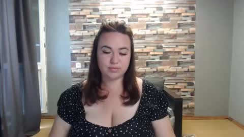 busty princess online show from September 20, 2025, 7:20 am