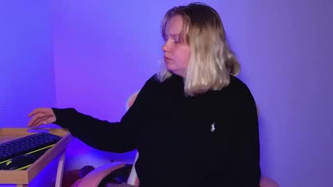 Snapshot of lime_cat chatting on September 28, 2025, 12:05 am lime cat online show from September 28, 2025, 12:05 am