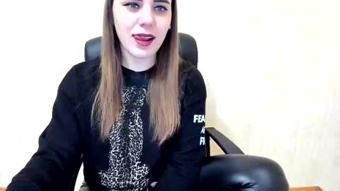    online show from February 22, 2025, 1:57 pm