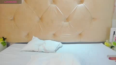 Lin  online show from February 26, 2025, 11:52 am