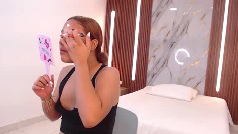 Snapshot of lina_fajardo22 chatting on September 22, 2025, 12:40 pm Lina online show from September 22, 2025, 12:40 pm