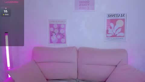 Snapshot of lina_flawless chatting on October 8, 2025, 2:31 am Lina online show from October 8, 2025, 2:31 am