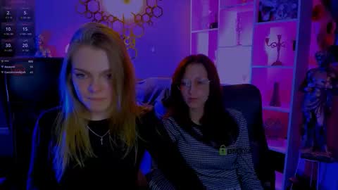 Snapshot of lina_fox12 chatting on October 13, 2025, 2:11 am lina_fox12 online show from October 13, 2025, 2:11 am