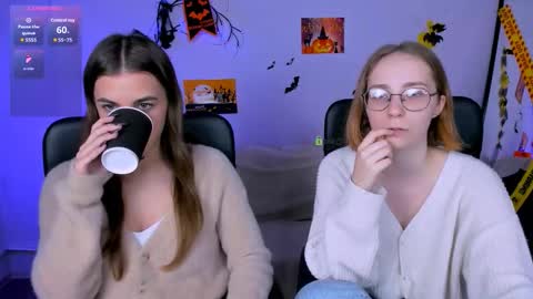 Snapshot of lina_fox12 chatting on October 24, 2025, 12:34 pm lina_fox12 online show from October 24, 2025, 12:34 pm