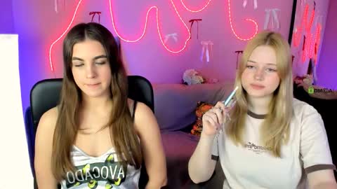 Snapshot of lina_fox12 chatting on March 25, 2026, 1:28 pm lina_fox12 online show from March 25, 2026, 1:28 pm