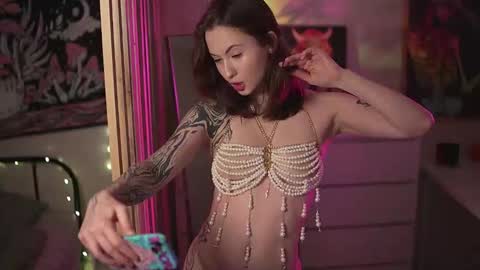 Lina -  online show from February 14, 2026, 3:58 am