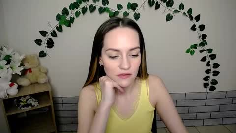 Lina online show from January 25, 2025, 6:45 am