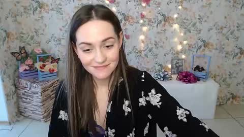 Lina online show from February 20, 2025, 9:55 am