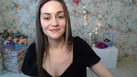 Lina online show from February 25, 2025, 9:53 am