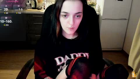 Lina 3  1715622743 online show from December 23, 2024, 12:14 am