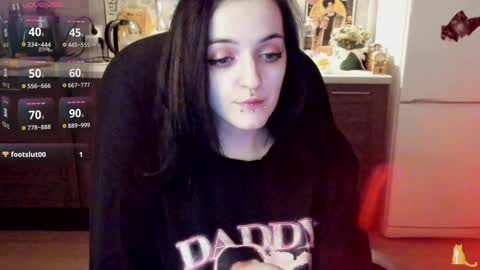 Lina 3  1715622743 online show from January 6, 2025, 2:26 am