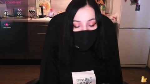 Lina 3  1715622743 online show from October 24, 2025, 7:38 am